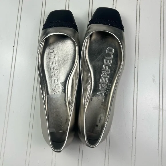 Karl Lagerfeld Vintage Paris Metallic Silver Flats Womenโs Size 8 - Picture 4 of 7